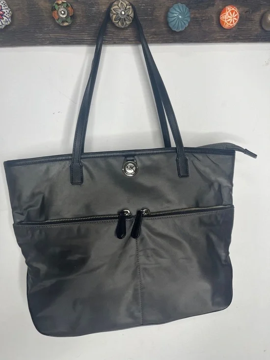 MICHAEL KORS Gray Graphite Nylon Kempton Zip Double Strap Bag - Tote EUC