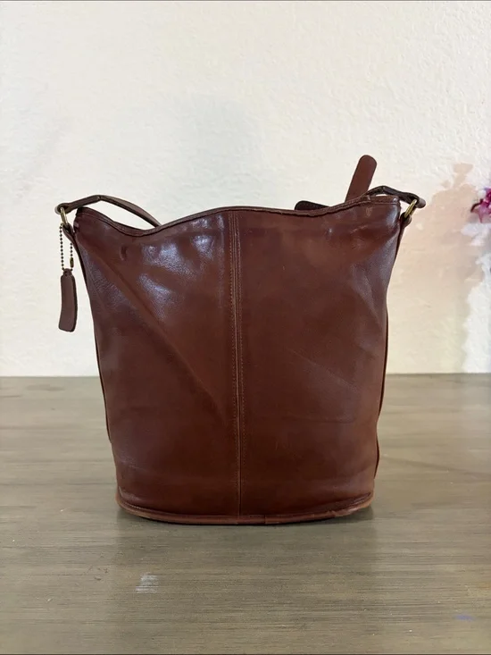 Coach Vintage Gloved tanned Leather Crossbody Satchel Bag