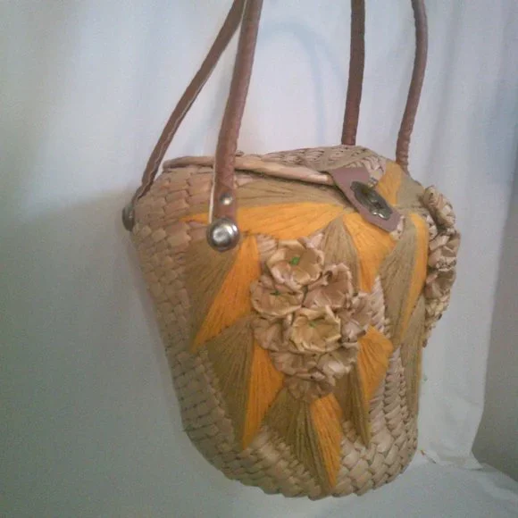 Handbag: Vintage Retro Straw Woven with Yarn