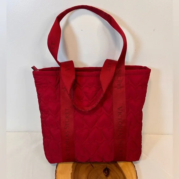 Victoria's Secret Red Heart Valentine's Day Victoria‎ Puffy Tote Overnight Bag