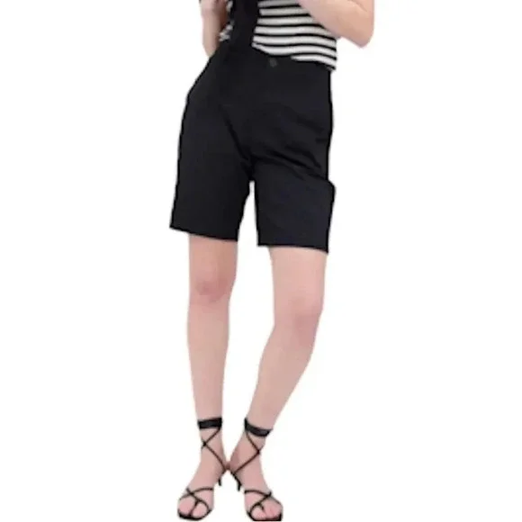 Gap Bermuda shorts Black Women’s size 6 NWT Classic Neutral Flattering