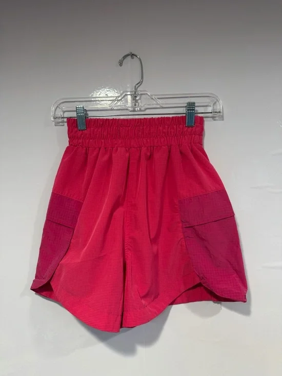 New In pink cargo boutique shorts