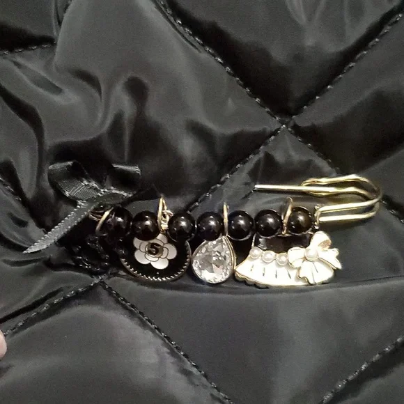 Black quilted chain straps tote bag with pouch