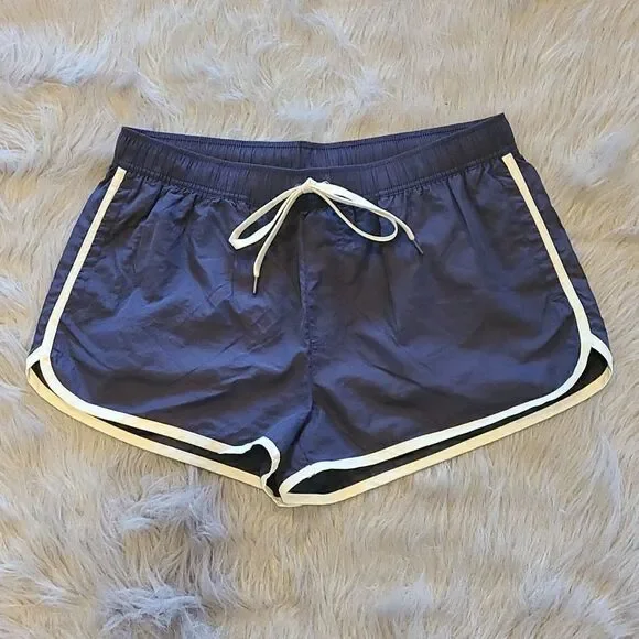 American eagle womens navy blue and‎ white nylon shorts size medium