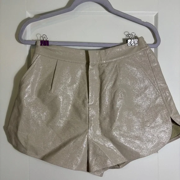 Grey Lab Los Angeles Beige‎ Faux Shorts Size Small Elastic Waste Band