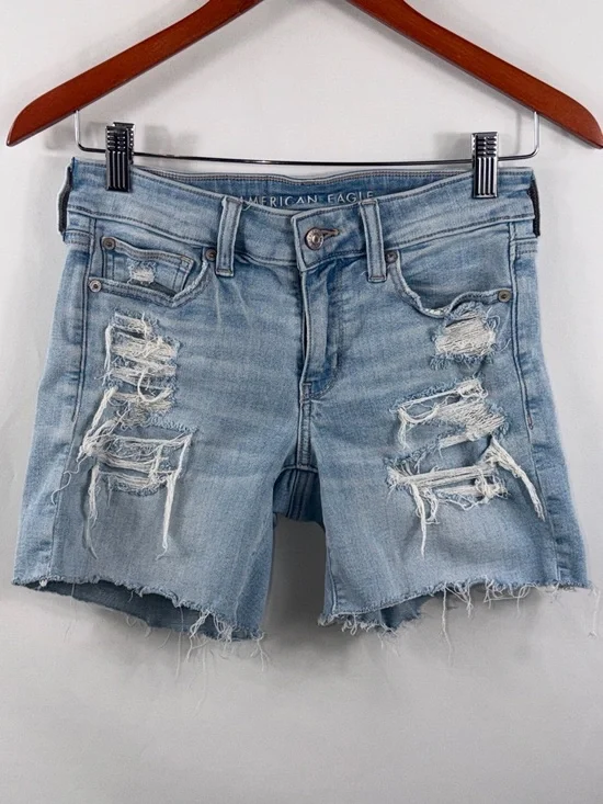 American Eagle Next Level Stretch Distressed Denim Cutoff Jean Shorts. Size 4
