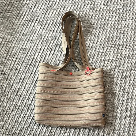 ZIP IT Zipper Tote in light olive green with orange
