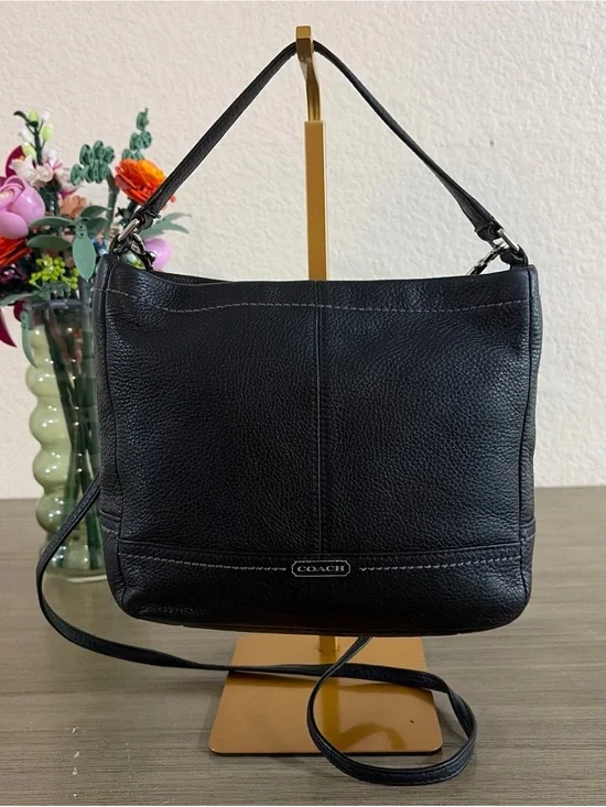 Coach Park Pebbled Leather Crossbody Black Handbag Hobo Emerald Green Lining