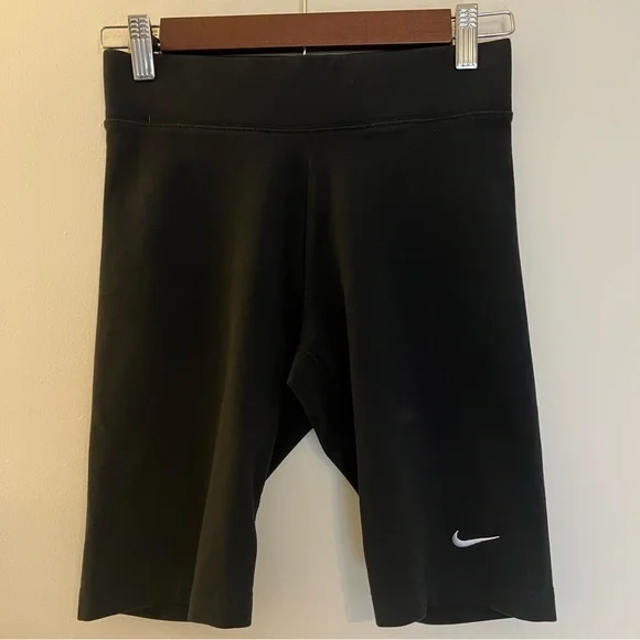 Nike Black Bike Shorts Size Small