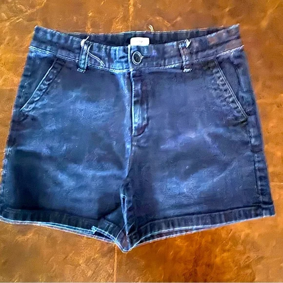 Liz Claiborne women denim shorts Size 8