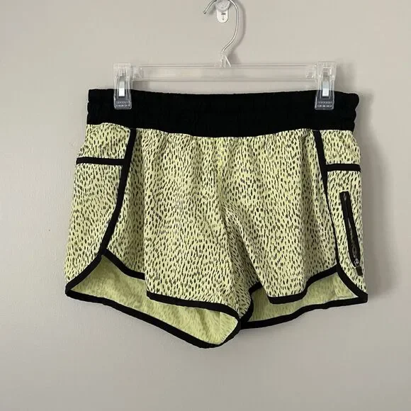 Lululemon Size 8 Yellow Printed Tracker Shorts 4