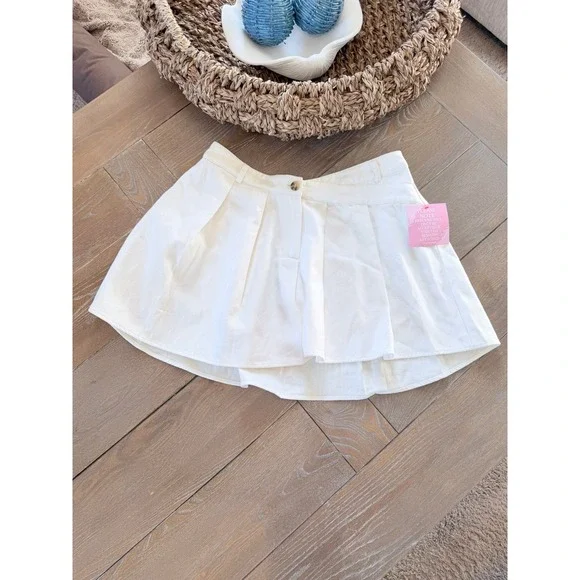 NWOT Le Lis Collection Pleated Mini Skort‎ Womens White Large