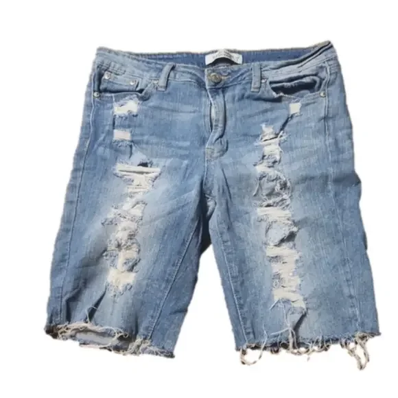 ♡Almost Famous stretch distressed jean shorts sz. 5