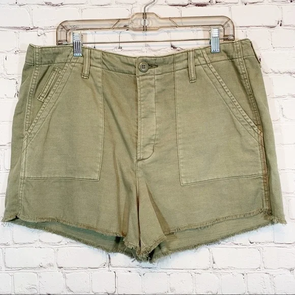 American Eagle Green Super Hi rise Shorts