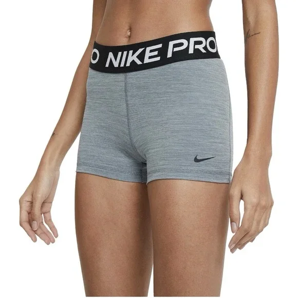 NEW Nike Pro 3