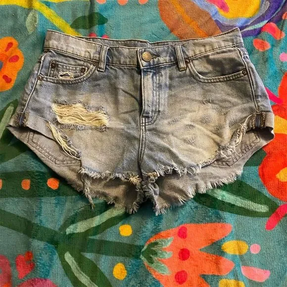 BDG Urban Outfitters Women's Distressed Denim Shorts Blue Size M