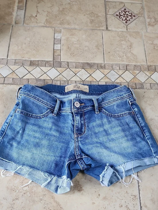 Hollister Low Rise Casual Women's Blue Denim Cutoff Shorts
