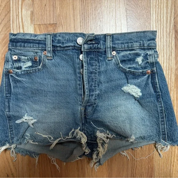 SALE 2️⃣ for $15! 👯‍♀️ GAP Cheeky High Rise Denim Shorts 25P
