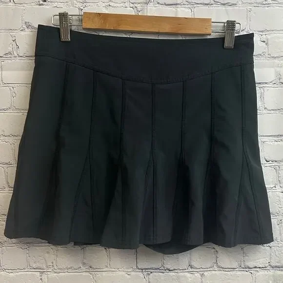 Athleta Pleated Wear About It Skort Black Activewear Women's 4 Athletic Tennis