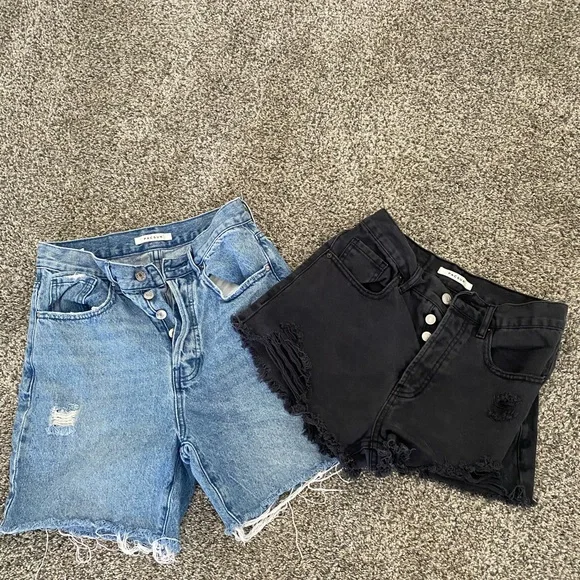 PacSun Stylish Black and Blue Denim Women's Shorts size 26