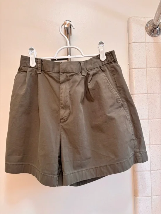 GAP Womens High-Waist Shorts Size 8 Khaki Green Neutral Hiking Gorpcore Granola