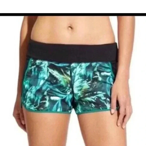 Athleta Track This Run Shorts Size xs
