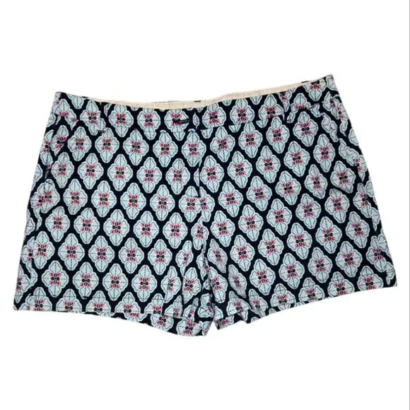 Navy Geometric Print Crown & Ivy Caroline Summer Stretch Cotton Shorts