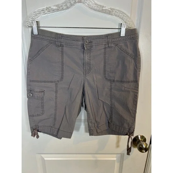 LL Bean Womens Cargo Shorts Gray Cotton Stretch Petite Size 12P