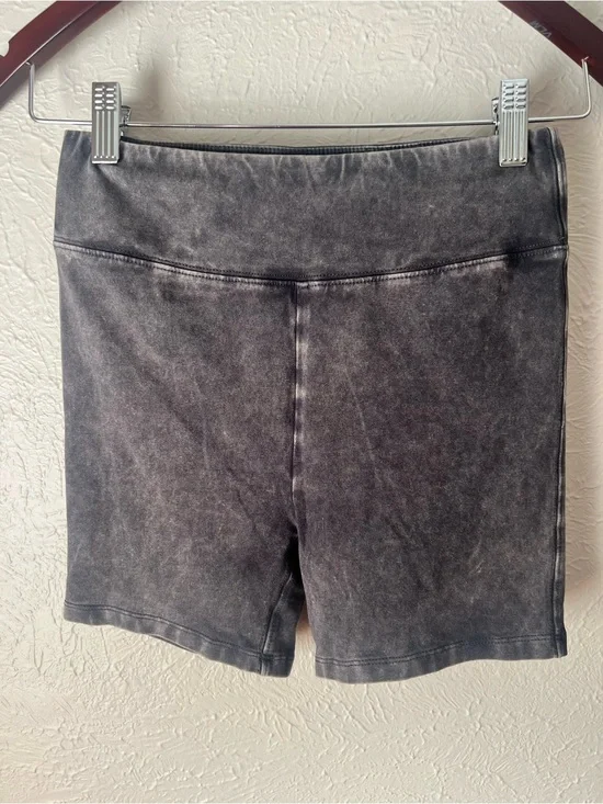 Free People Movement Hot Shot Bike Shorts – Washed Black – Size Extra Small
