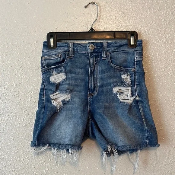 AMERICAN Eagle Curvy Hi-Rise Shortie Denim Shorts Size‎ 2