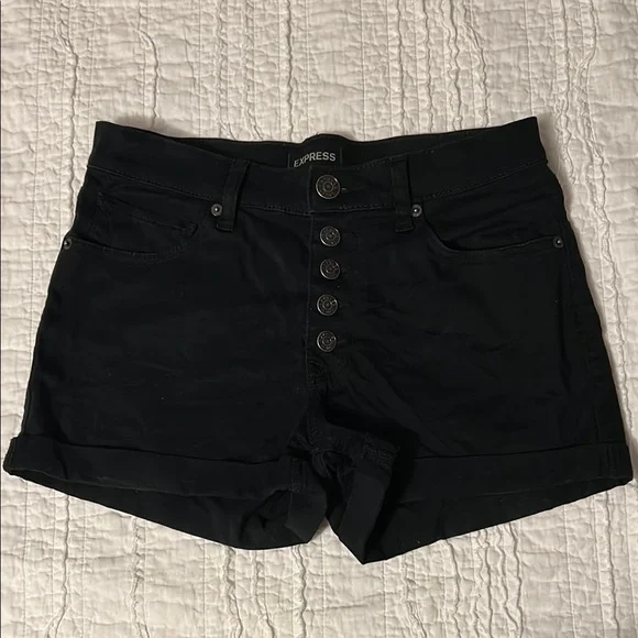 Express Women's Black Button-Up Shorts