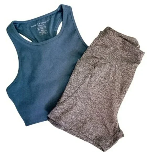 Two-Piece Womens Activewear M Stretchy Comfortable Pockets & Racerback Top
