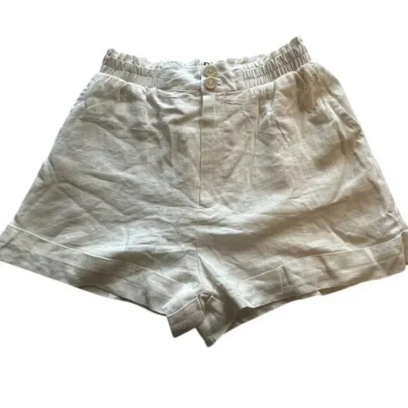 Princess Polly New with Tags Off White 100% Linen Cuffed Shorts, Ivory, Size 2