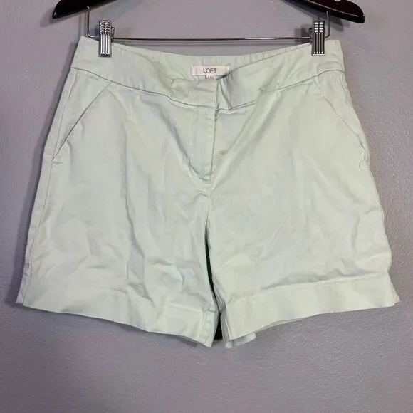 LOFT The Riviera Mint Green Chino Shorts Classic Summer Casual Size 4