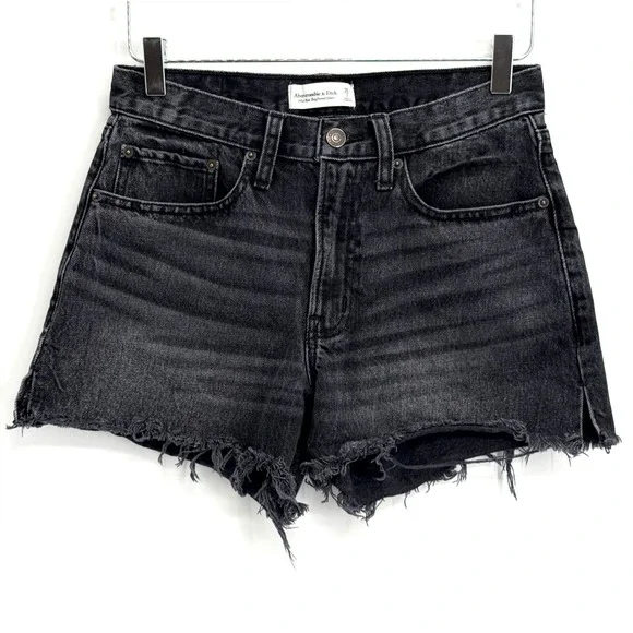 Abercrombie & Fitch Mid Rise Boyfriend Short Size 26 Black Denim Raw Hem Cut Off