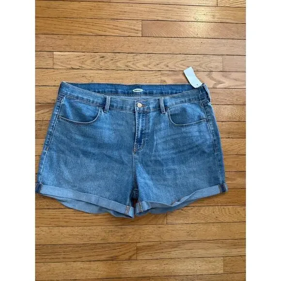 NEW Womens Size 16 Old Navy Denim Shorts