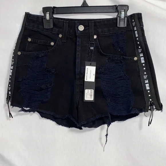 LF The Brand White Tracker Short Sz 25