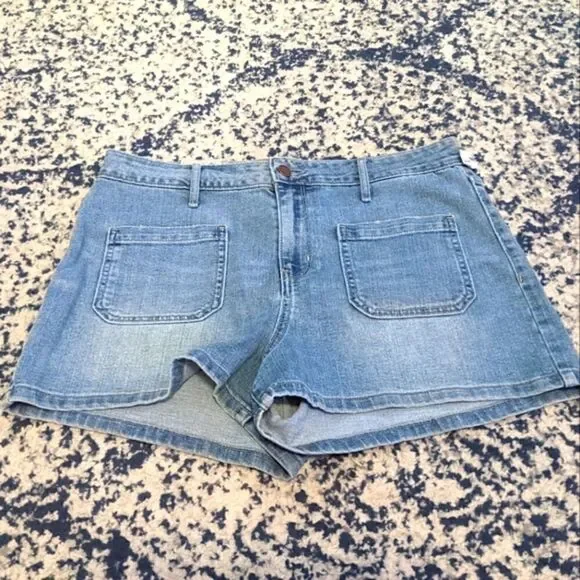 Old Navy high waisted jean short shorts
