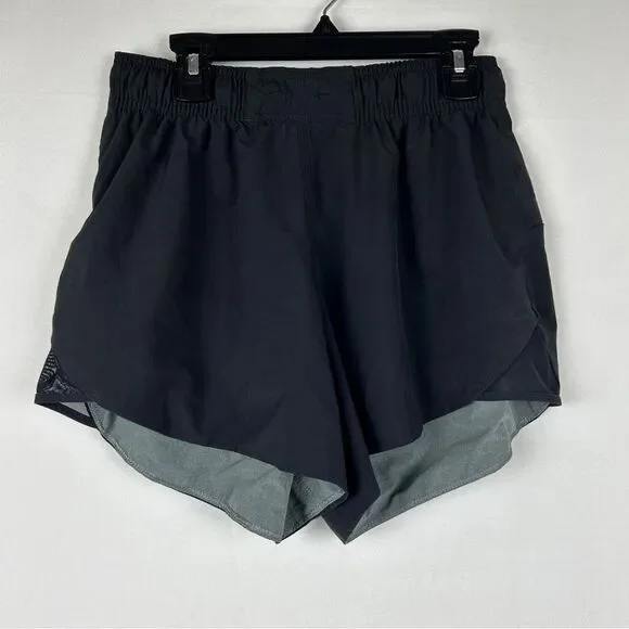 Lululemon reversible black gray shorts size 4 elasric waist