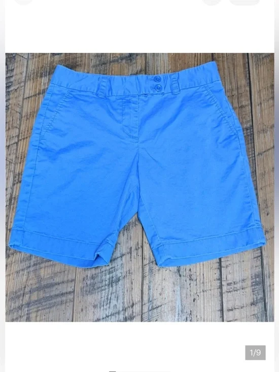 Vineyard Vines Blue Stretch Bermuda /Chino Shorts – Size 2