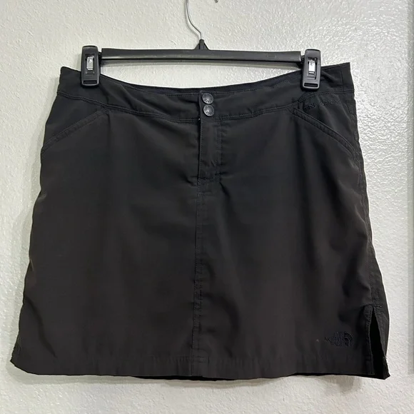 The North Face Apex Skort Skirt Black Athleisure Athletic Large Size 10