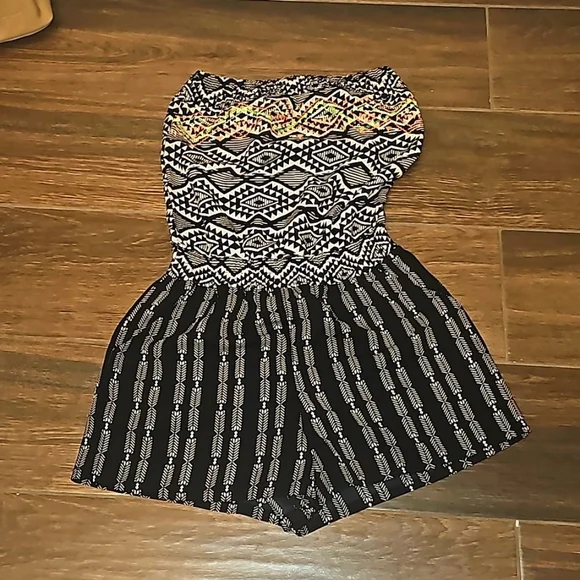 ROMPER SZ SMALL