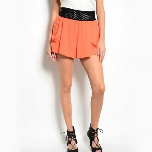 *Clearance* Potter's Pot Coral Shorts