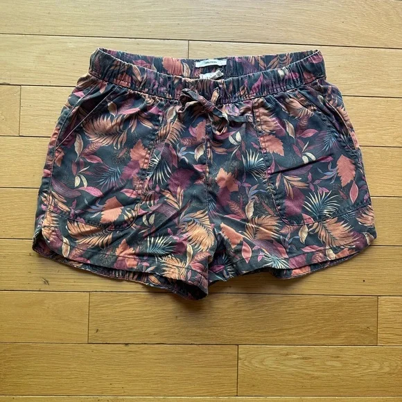 Nicole Miller New York Tropical Print Drawstring Shorts - Black & Coral