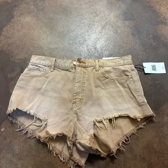 BDG‎ Cheeky Denim Shorts Frayed Hem Casual Tan Urban Outfitters Size 32