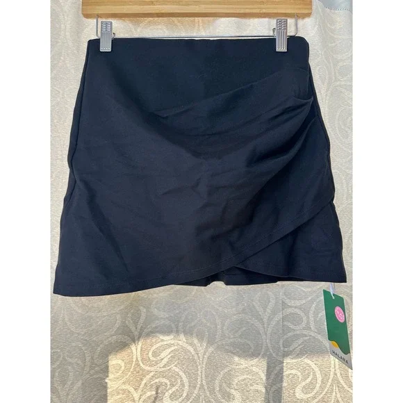Halara Black‎ Ruched Tennis Skirt Athletic Shorts Built-in Skort Women's Small