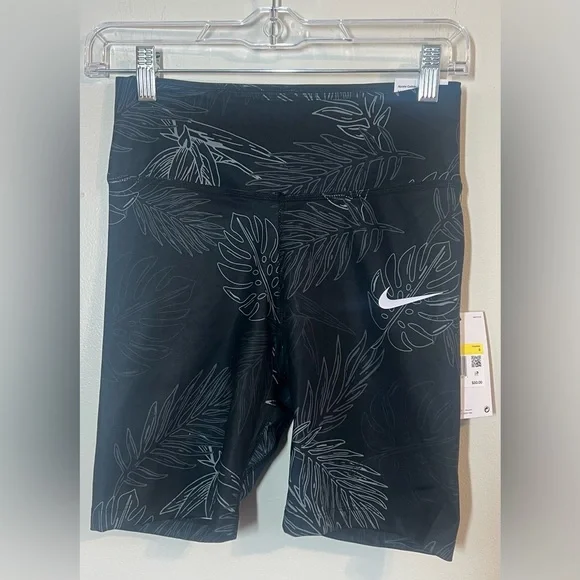 Nike One Women's Black Leaf Print Shorts, sz Small