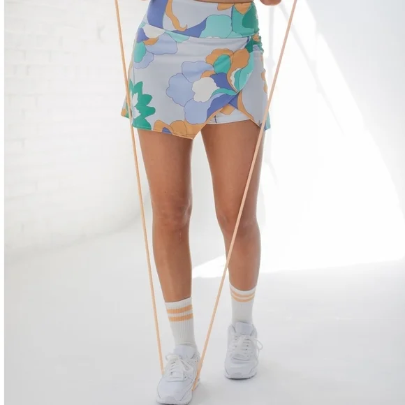 Savvi Art Deco Ralley Skort Women'd Size Small Floral Sporty Activewear Skirt
