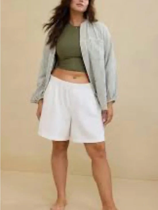 Aerie White Long Fleece Shorts, Sz M, NWT