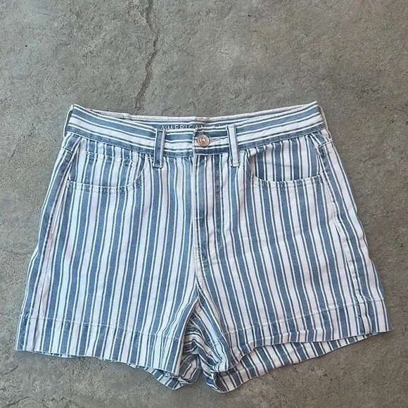 American Eagle Mom Short Striped Blue White Size 2